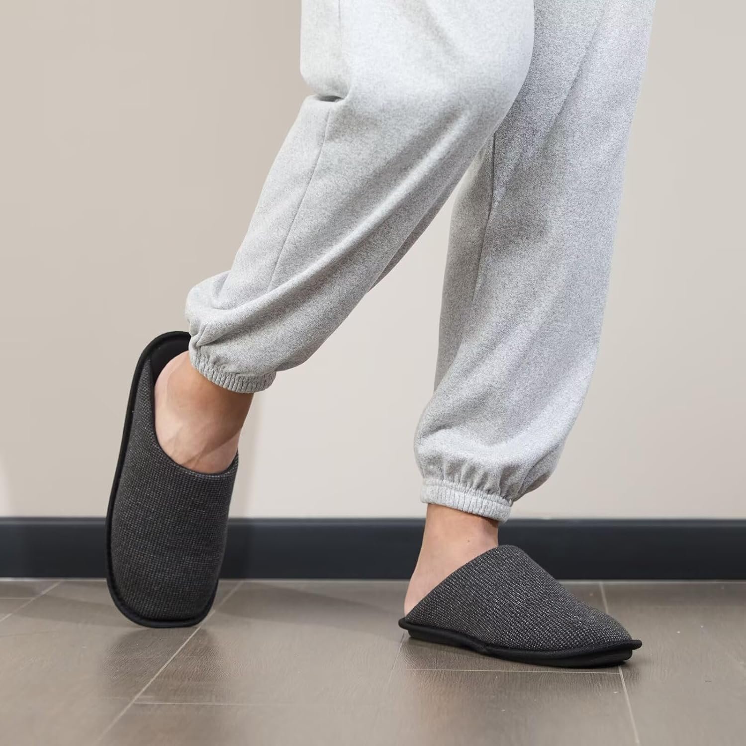 Mens House Slippers Soft Cozy Bedroom Slippers - Image 2